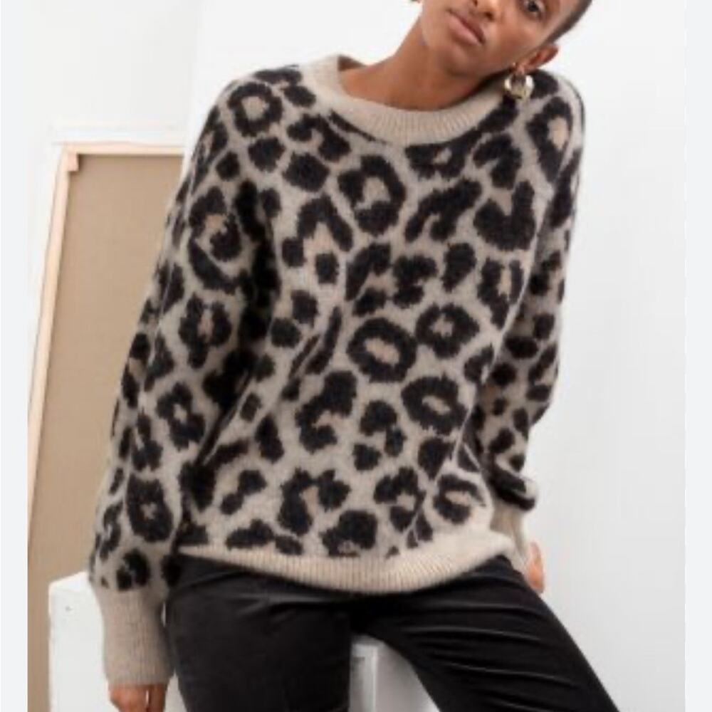 & other stories Oversized wool‎ blend jacquard knit leopard sweater sz S mohair